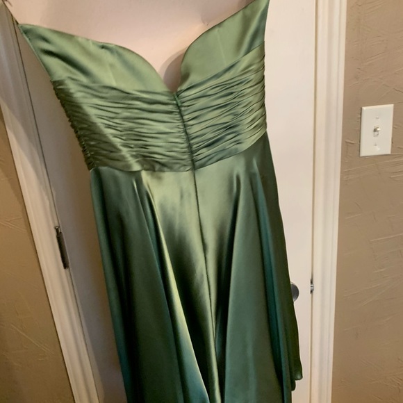 Gorgeous Green Strapless Dress - Picture 8 of 9